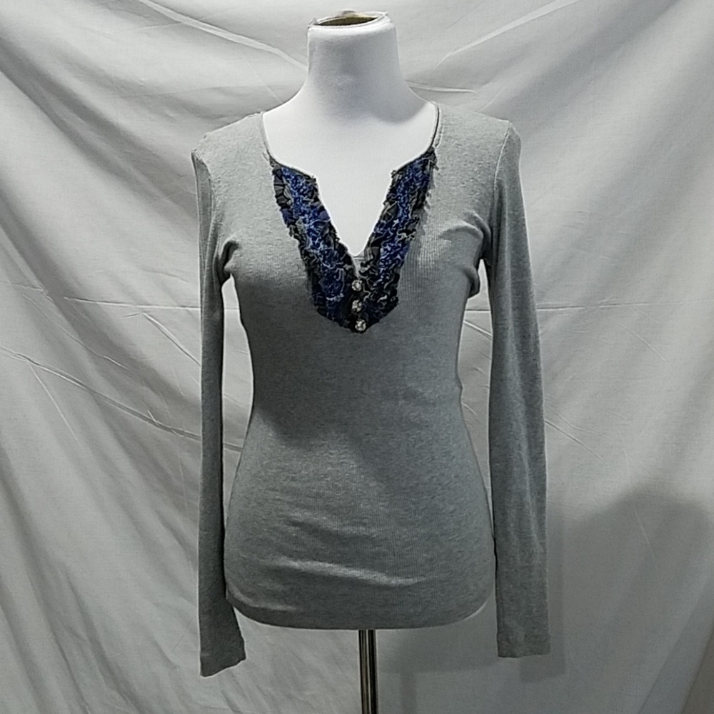 Long sleeve top